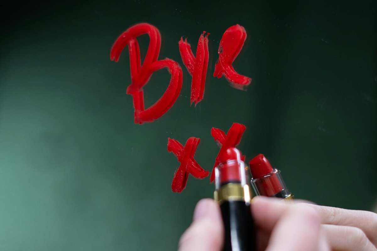 AWS admits that customers are leaving cloud, saving money